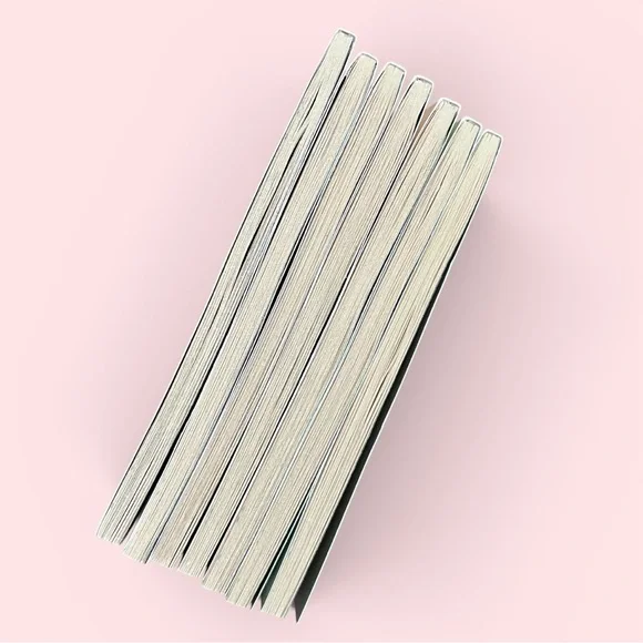 Rainbow Magic Girls Fairy Book Set - The Magical Animal Fairies - Picture 4 of 5